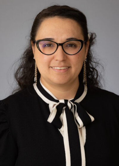 Dr. Cassia Galvao